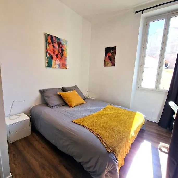 Le Central Parc - T2-Spacieux-Clim-Wifi Marseille France